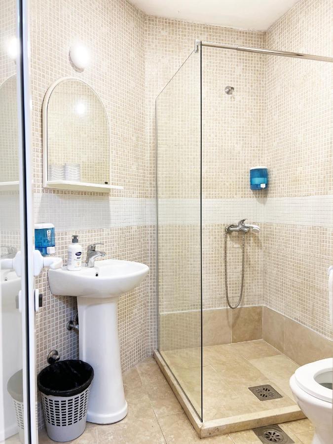 Aparthotel Vila Simona à Budva Extérieur photo